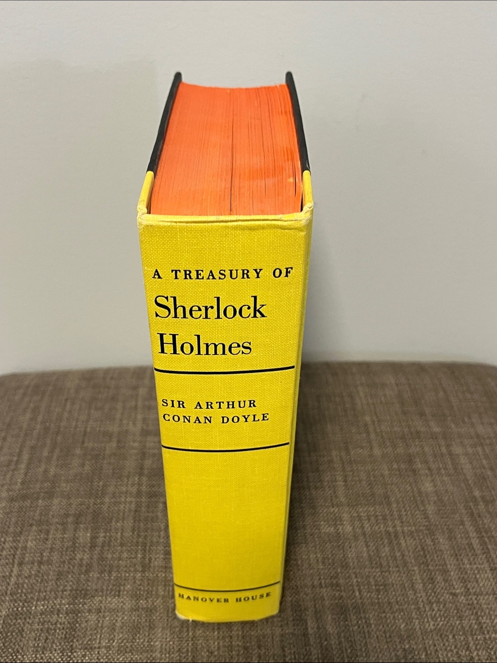 Vintage 1955 A Treasury of Sherlock Holmes Hardcover Hanover House